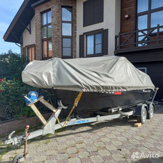 Катер Phoenix 530HT в комплектации максимум