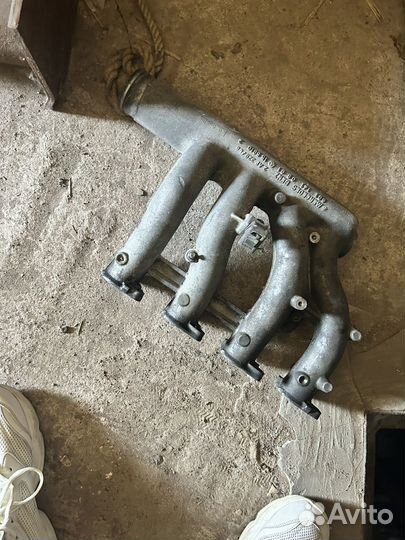 Коллектор Mercedes 208d