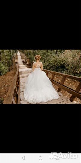 Свадебное платье