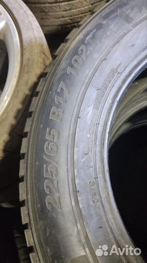 Kumho WinterCraft Ice WI31 225/65 R17