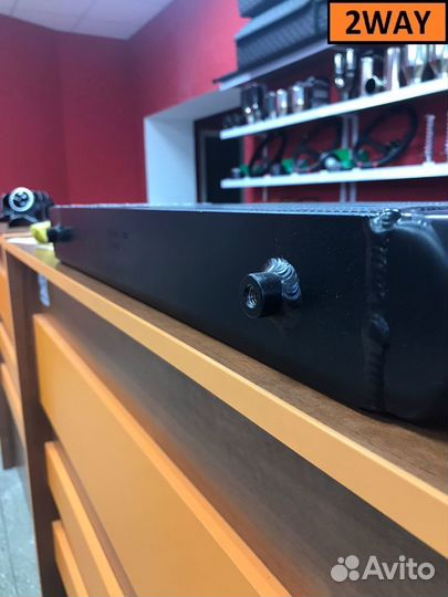 Интеркулер 550-230-65 выхода 63 черный