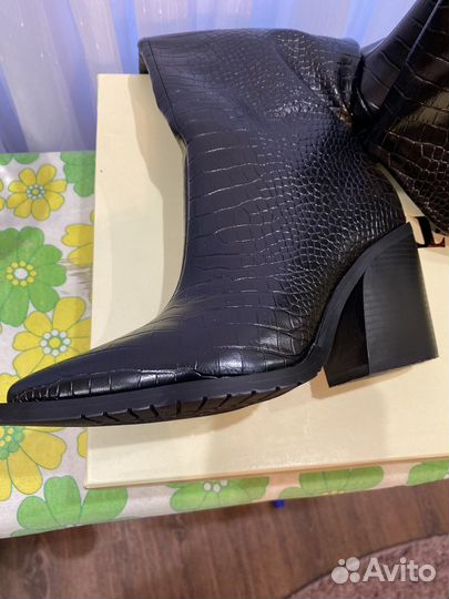 Сапоги женские натуральная кожа 37 новые