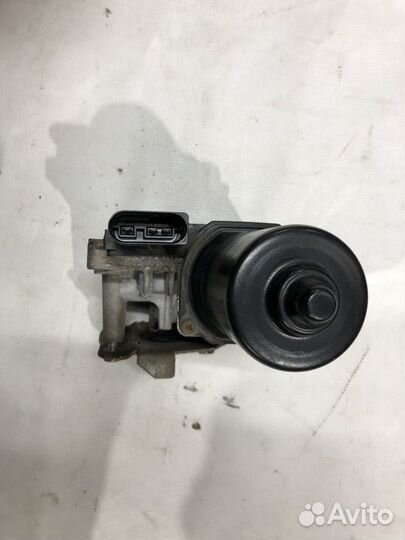 Моторчик дворников Volkswagen Scirocco