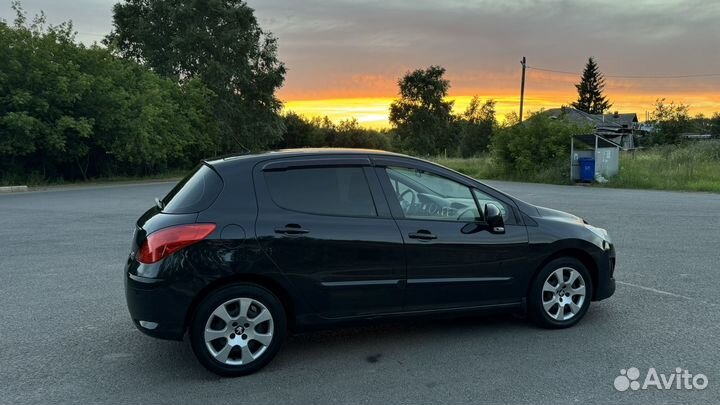 Peugeot 308 1.6 AT, 2012, 111 000 км