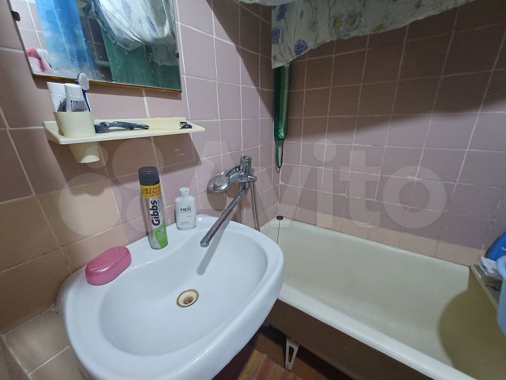 2-к. квартира, 63,5 м², 2/5 эт.