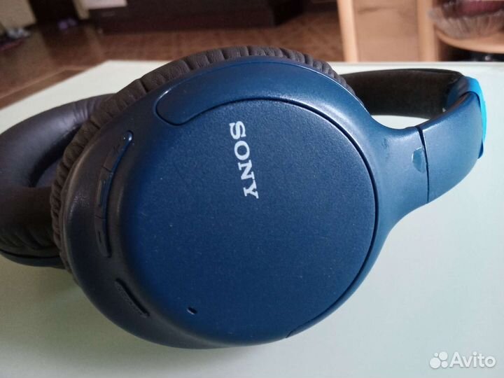 Наушники soni WH-CH710N