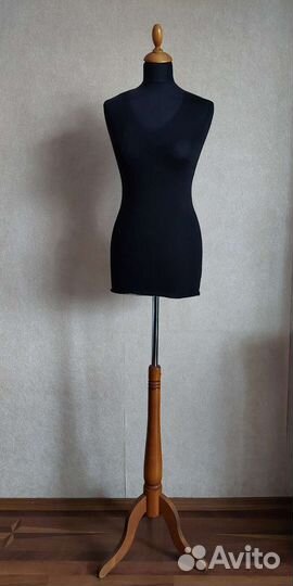 Манекен женский бу 44-46