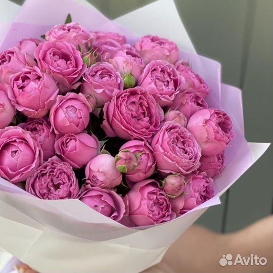 Букет пионовидных роз 