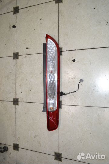 Фонарь задний левый (хэтчбэк) Ford Focus 2