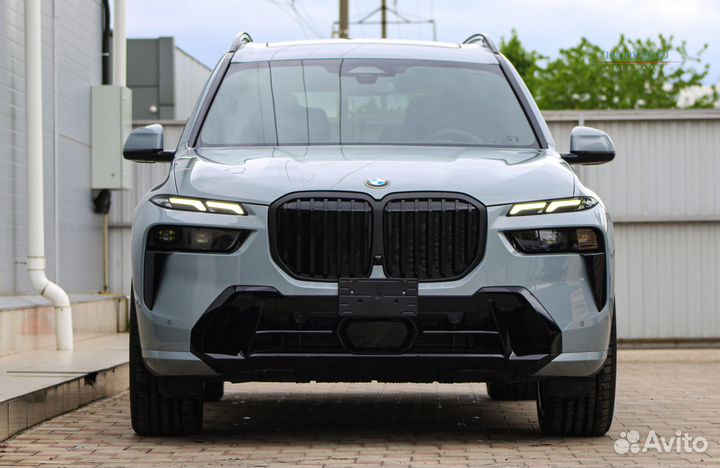 BMW X7 3.0 AT, 2023, 10 км