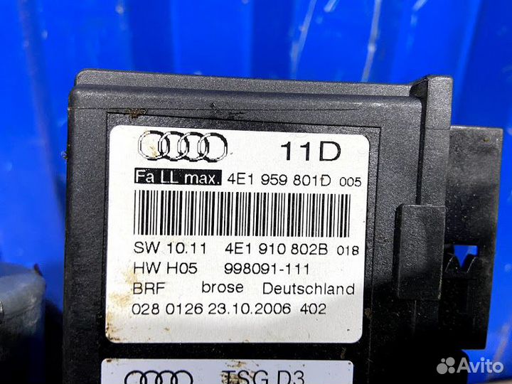 Моторчик стеклоподъемника передний левый Audi A8