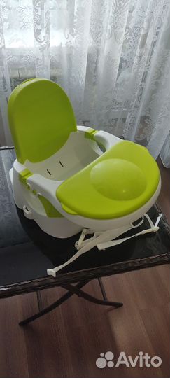 Стульчик-бустер для кормления