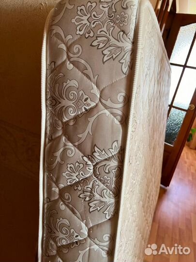 Продается матрас бу