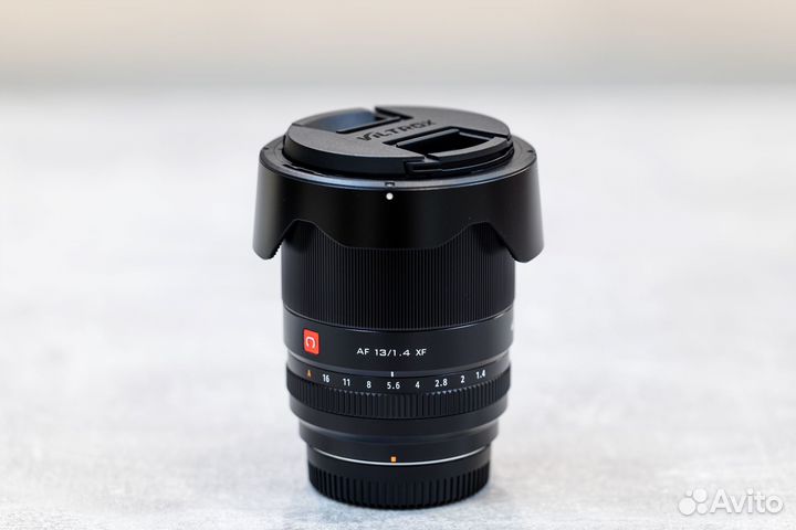 Объектив Viltrox AF 13mm F1.4 Fuji X