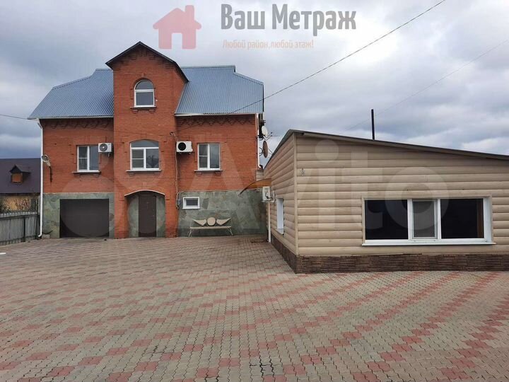 Дом 175,6 м² на участке 14,7 сот.