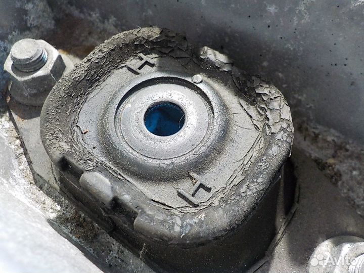 Кронштейн МКПП Nissan Juke (F15) 2011-2019