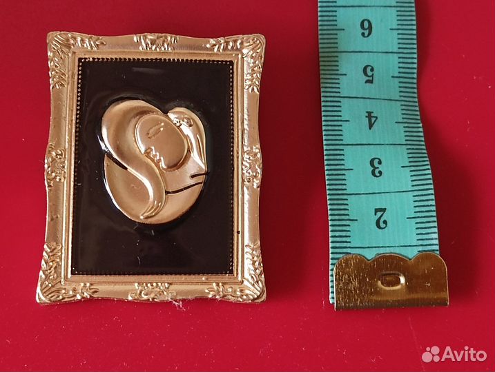 Брошь Картина