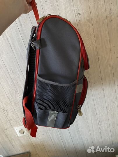 Рюкзак школьный 1-4 класс подойдет