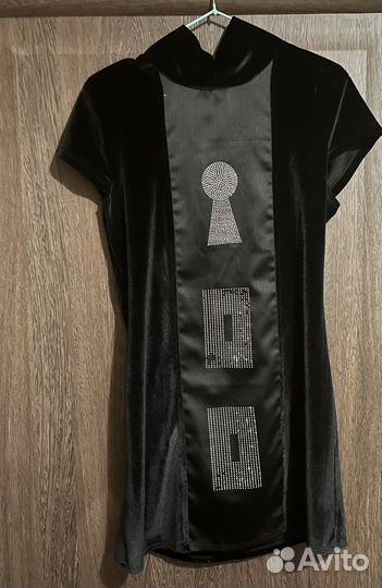 Одежда по 300