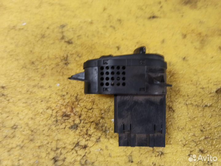 Переключатель света фар Ford Focus 1