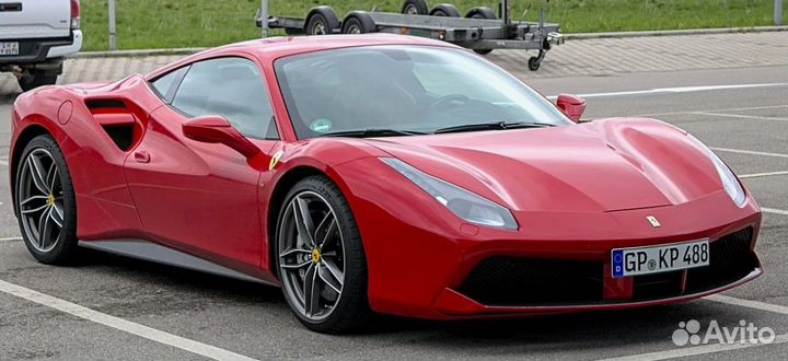 Двери, Ferrari 488 GTB