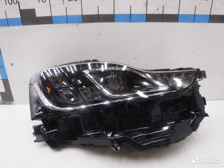 Фара правая Lexus IS200t/IS250/IS300/IS300h/IS350