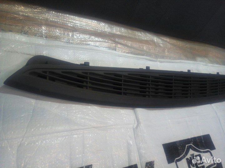 Решетка задней полки Bmw 5 F10