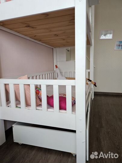 2х ярусная кровать из дерева