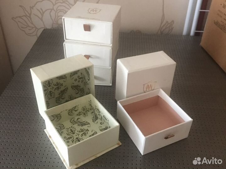 Коробочки подарочные