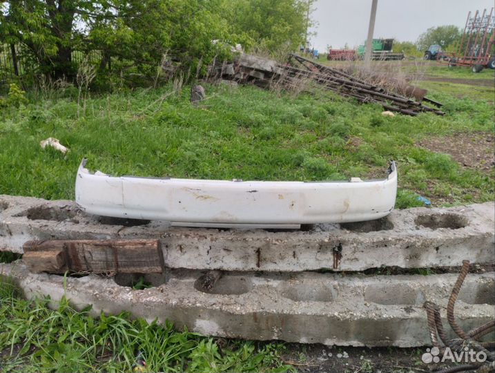 Передний бампер ваз 2110