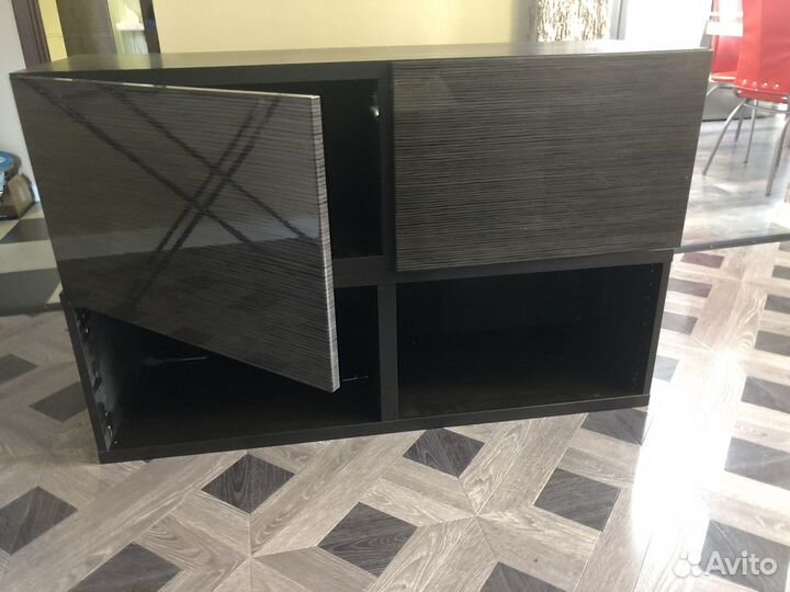 IKEA комплект настенных шкафов