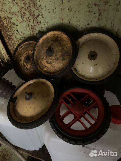 Колеса от колясок для тележек