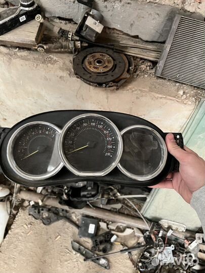 Разбор Renault Sandero Stepway 2 2016 Logan