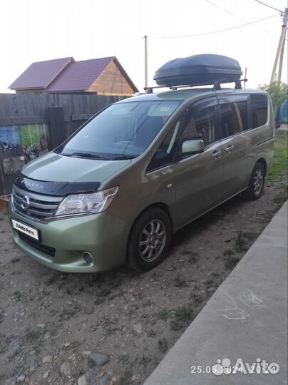 Nissan Serena 2.0 CVT, 2011, 148 000 км