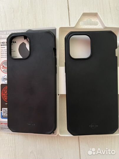 Противоударный чехол на iPhone 12 Pro Max