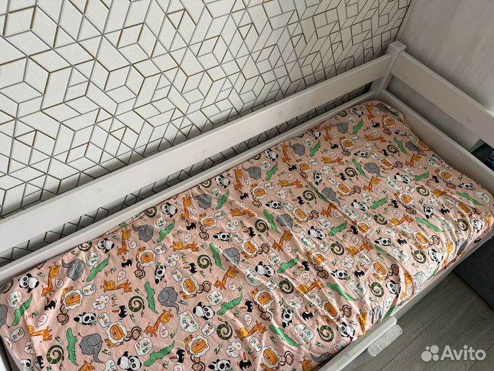 Кровать детская