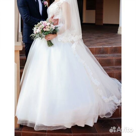 Свадебное платье