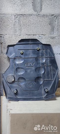 Декоративная крышка двигателя на nissan