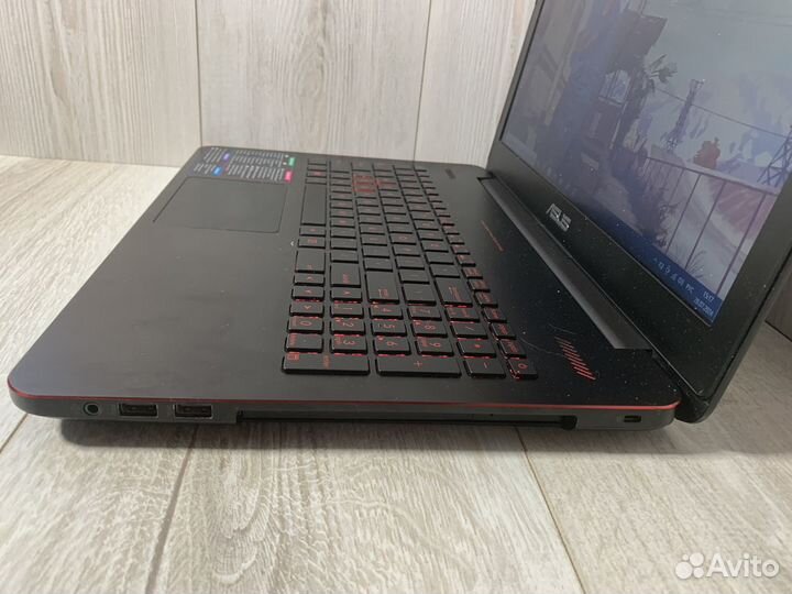 Игровой зверюга Asus i5/12gb/ssd/Gtx