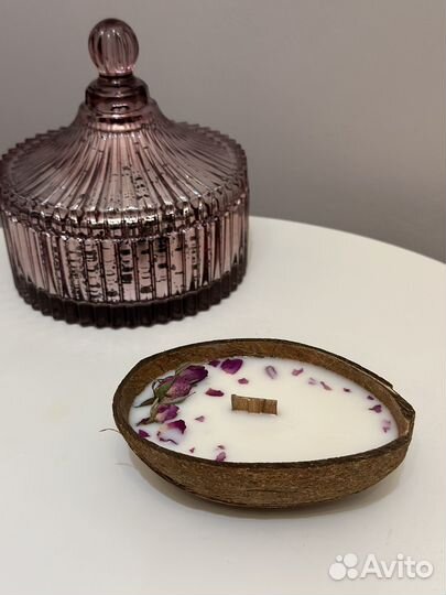 Свеча в кокосе ароматизированная