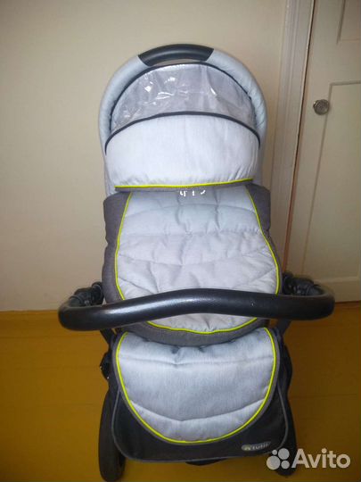 Коляска 3 в 1 tutis zippy Viva