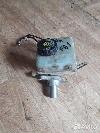 Цилиндр тормозной главный Opel Astra H sedan 2004