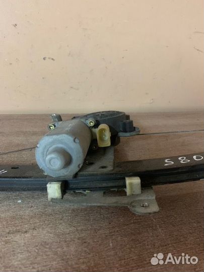 Стеклоподъемник задний левый Volvo S80