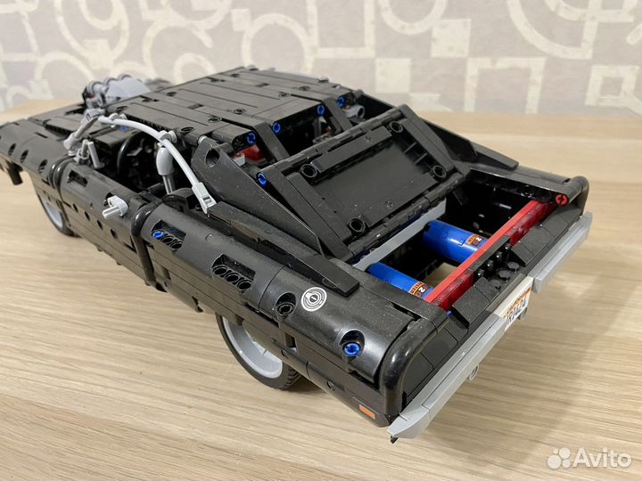 Lego Technic dodge charger 42111