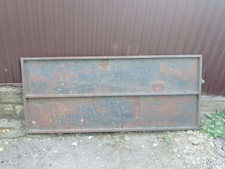 Дверь входная металлическая