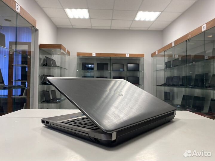 Ультрабук Hp (Core i3/ 8gb/ SSD)