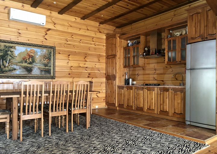 Коттедж 240 м² на участке 6 сот.