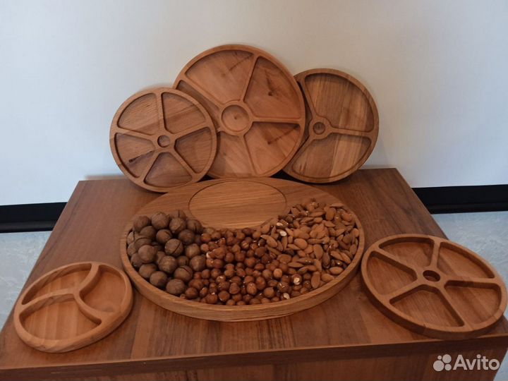 Менажницы и сервировочные подносы из дерева