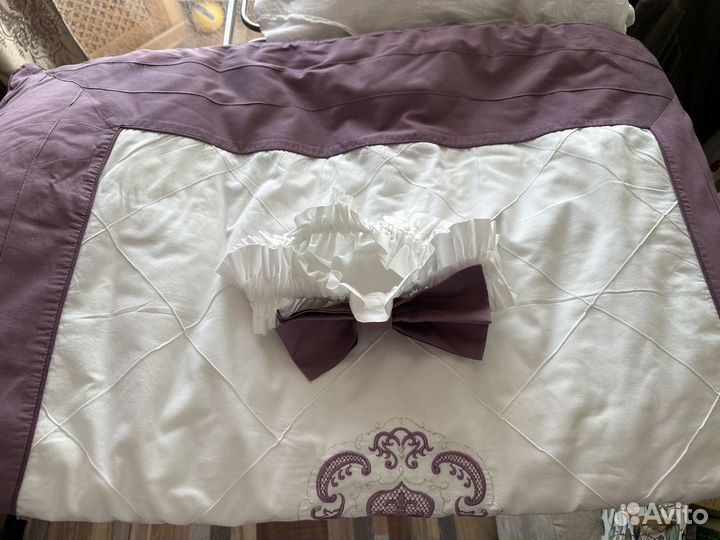 Комплект в детскую кроватку бортики-подушки