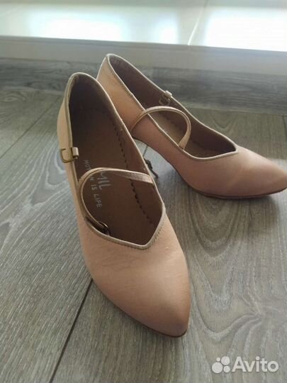 Новые туфли на с ST